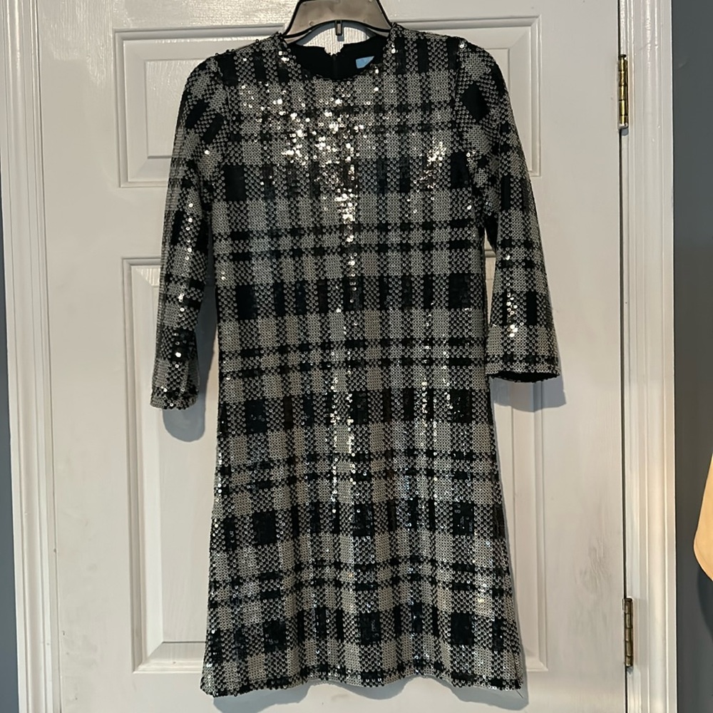 Black and silver sequin dress worn once (To Shania)!